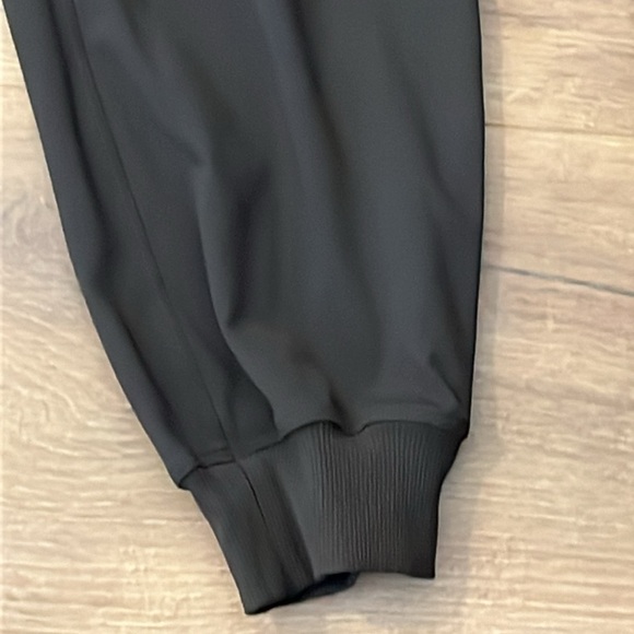 Lululemon | Stretch High Rise olive green jogger Women’s size 4 nylon gorpcore - Picture 2 of 12